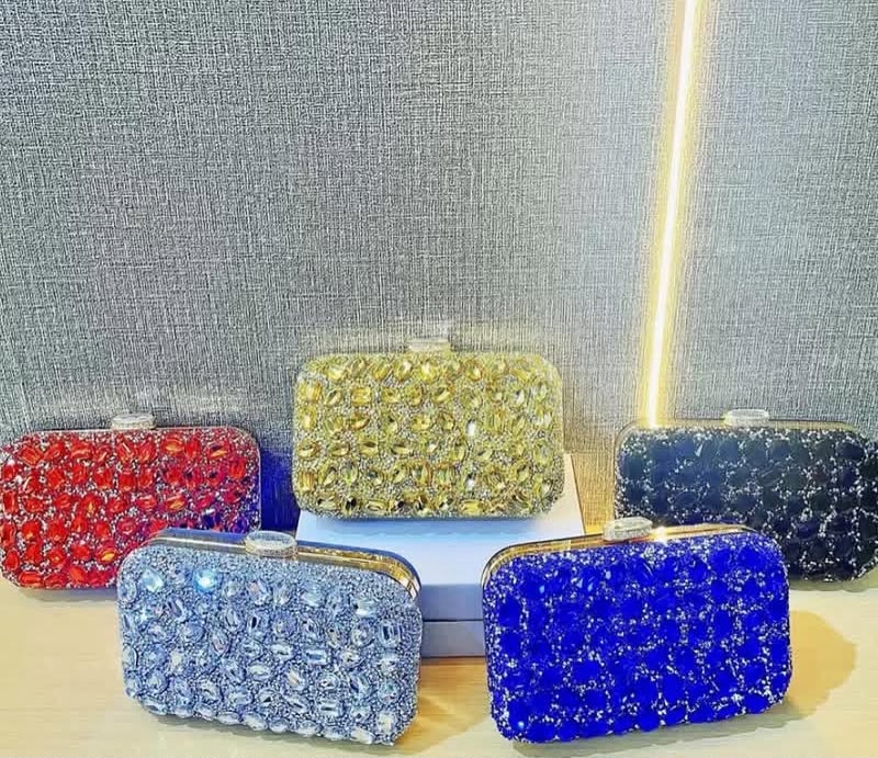 Clutch purse